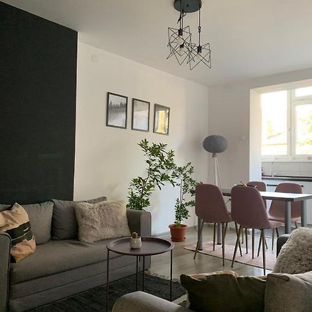 Abby Apartmentz Tuzla Bagian luar foto
